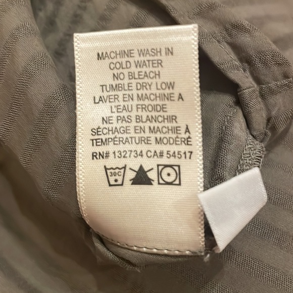 EUC cloth & stone Blouse - Picture 6 of 6